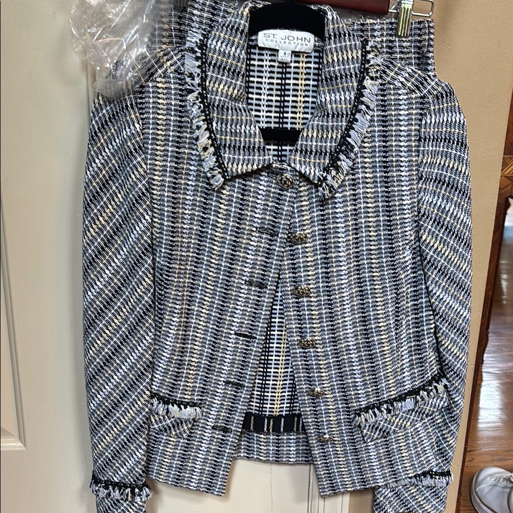 St. John Women's Black and White Suit